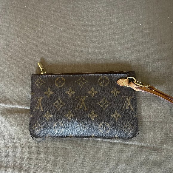 Louis Vuitton Wristlet - Picture 1 of 2